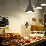 Bed & Breakfast 360