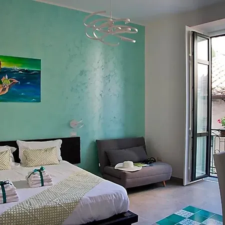 Bed & Breakfast 360